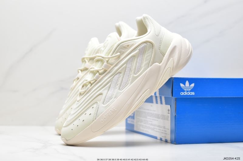 Adidas Sneakers